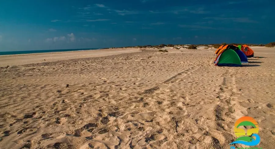 camping-at-amak-beach-noged-socotra-island-1536x1024